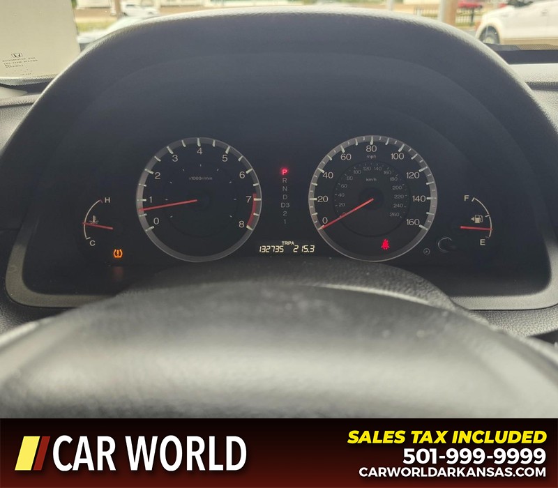Honda Accord Sedan Vehicle Full-screen Gallery Image 16