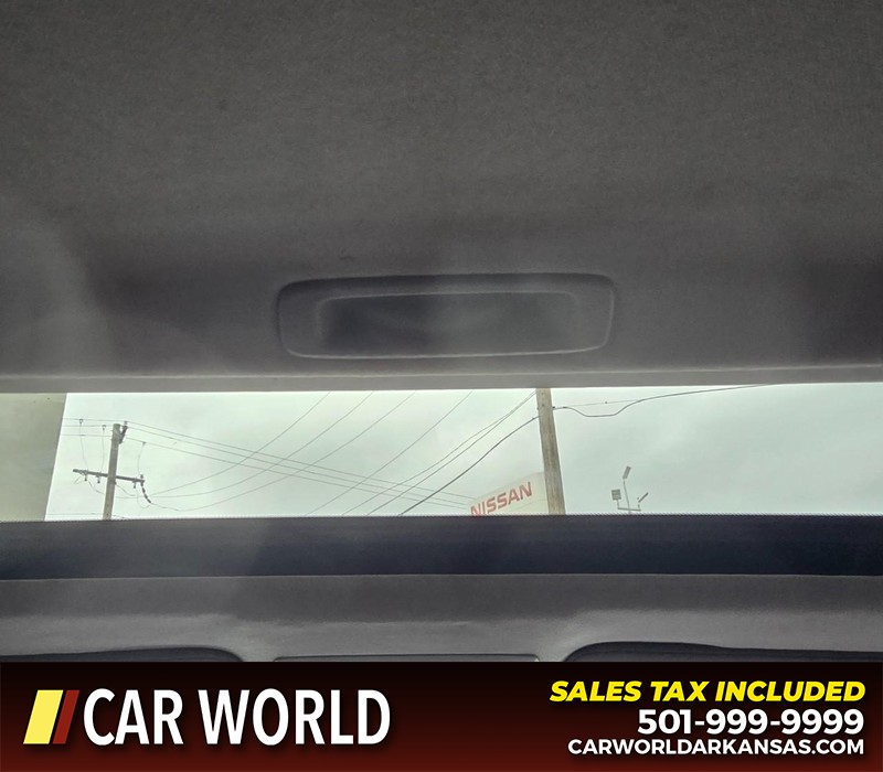 Honda Accord Sedan Vehicle Full-screen Gallery Image 18