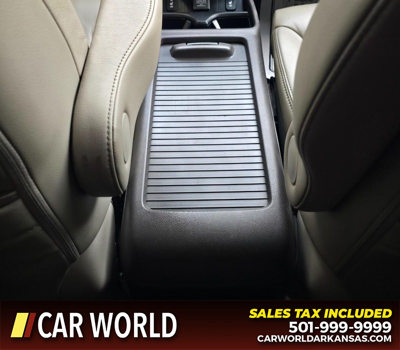 Honda CR-V Vehicle Full-screen Gallery Image 21