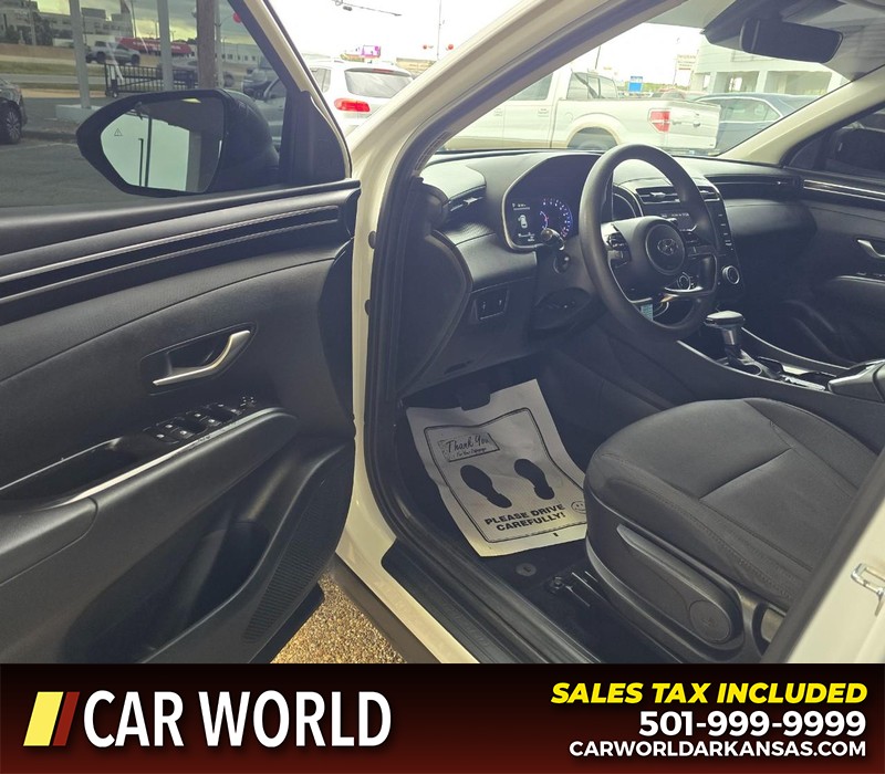 Hyundai Tucson Vehicle Full-screen Gallery Image 7
