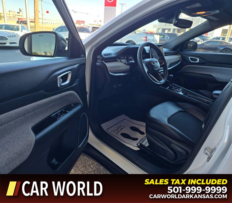 Jeep Compass Vehicle Full-screen Gallery Image 7
