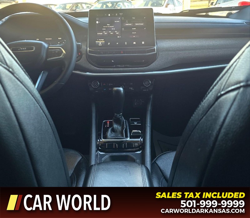 Jeep Compass Vehicle Full-screen Gallery Image 18