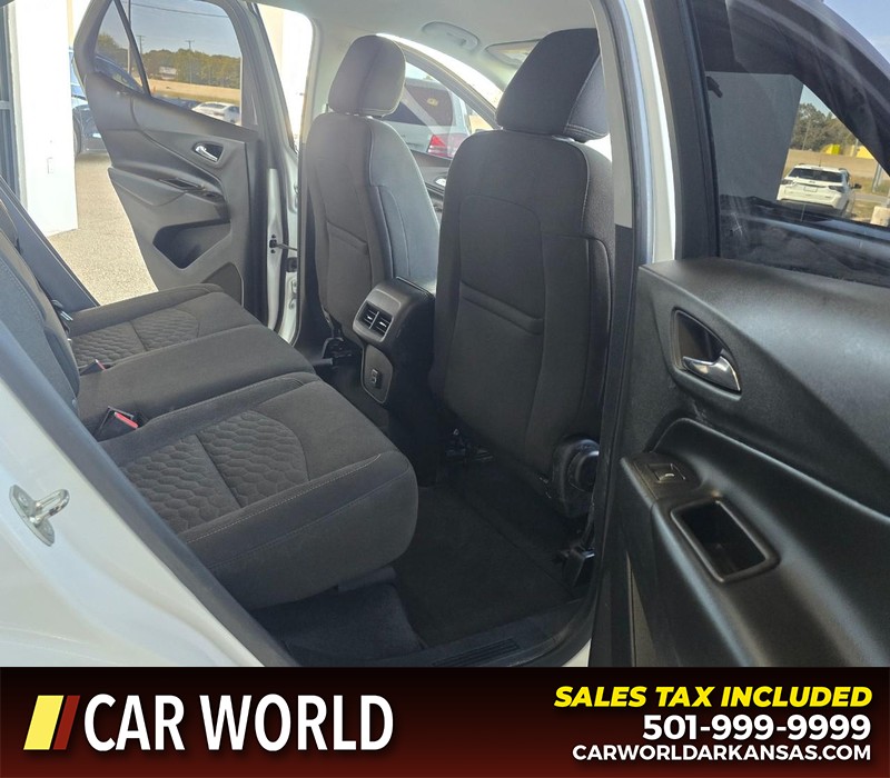 Chevrolet Equinox Vehicle Full-screen Gallery Image 12