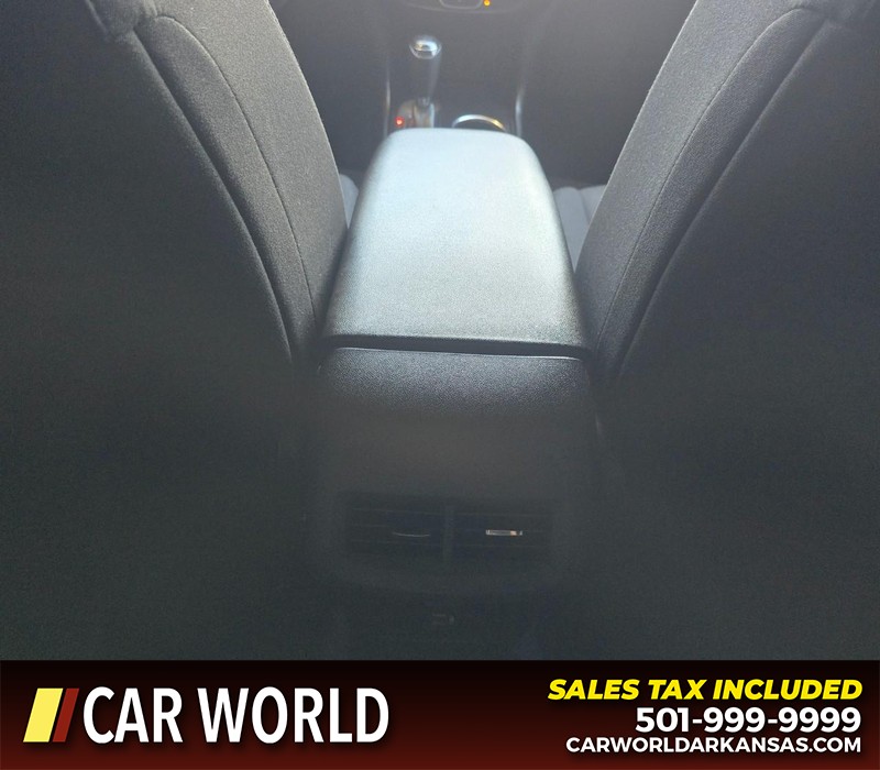 Chevrolet Equinox Vehicle Full-screen Gallery Image 19