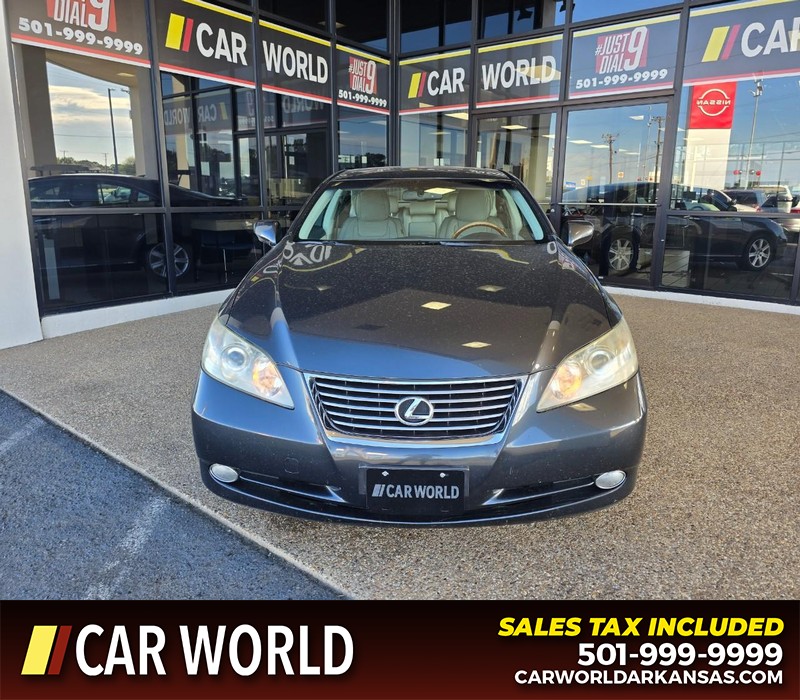 Lexus ES 350 Vehicle Full-screen Gallery Image 2