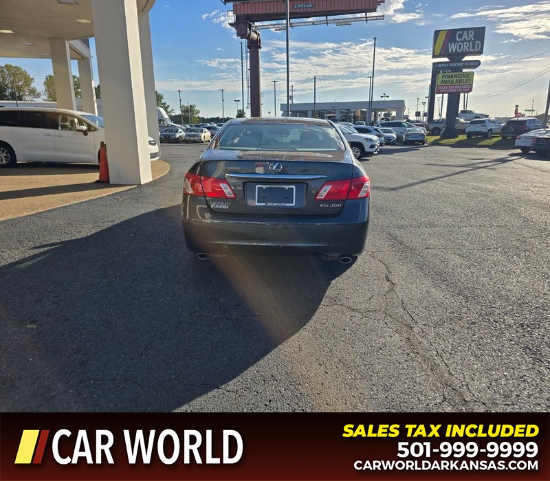 Lexus ES 350 Vehicle Full-screen Gallery Image 5