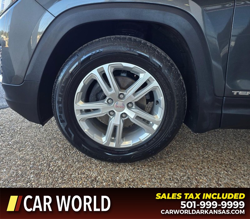 GMC Terrain Vehicle Full-screen Gallery Image 6