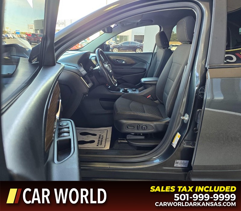 GMC Terrain Vehicle Full-screen Gallery Image 8