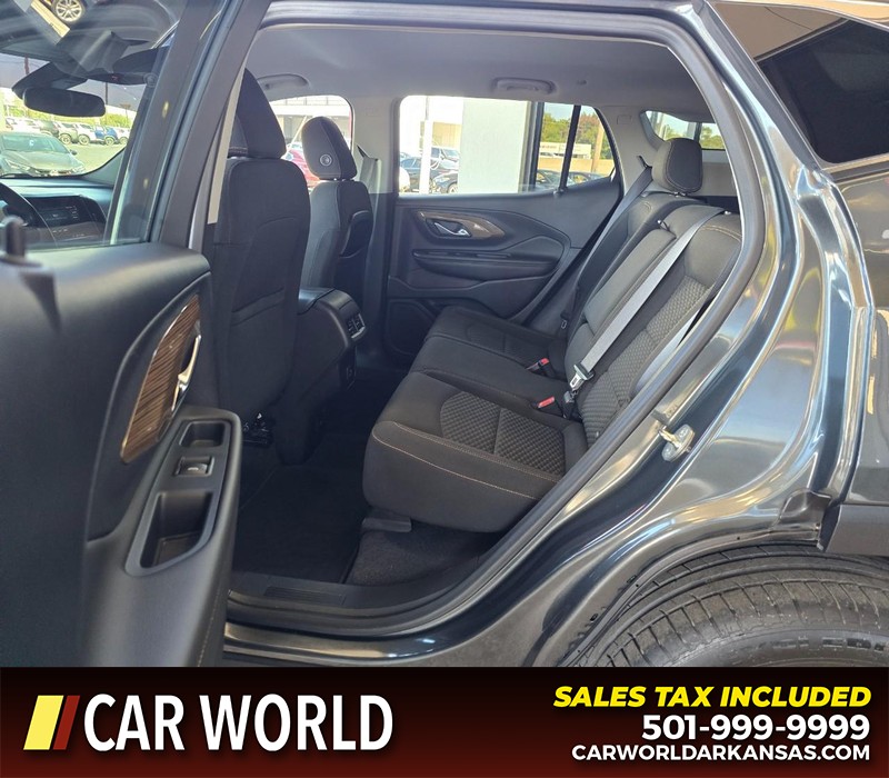 GMC Terrain Vehicle Full-screen Gallery Image 10