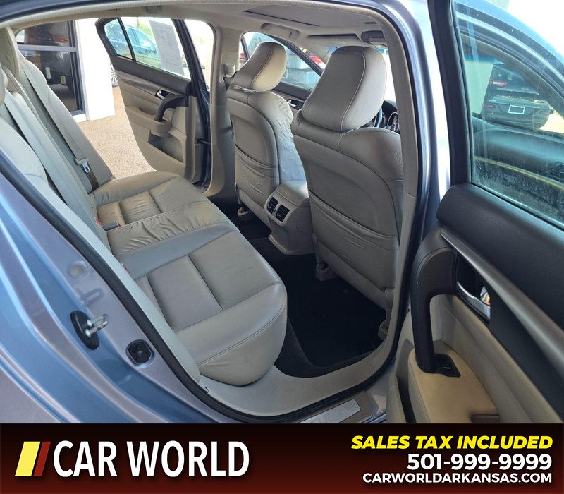 Acura TL Vehicle Full-screen Gallery Image 12