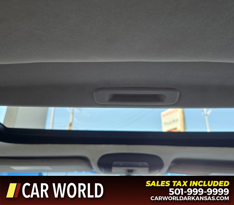 Acura TL Vehicle Full-screen Gallery Image 18