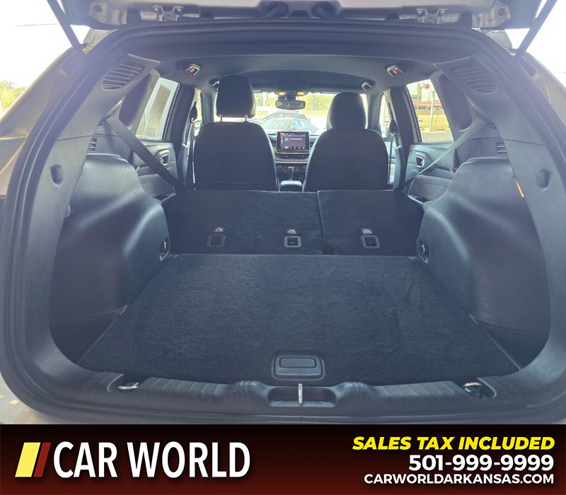 Jeep Compass Vehicle Full-screen Gallery Image 14