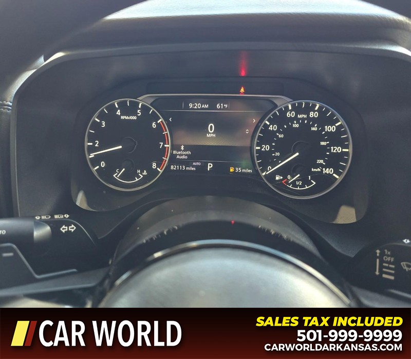 Nissan Rogue Vehicle Full-screen Gallery Image 17