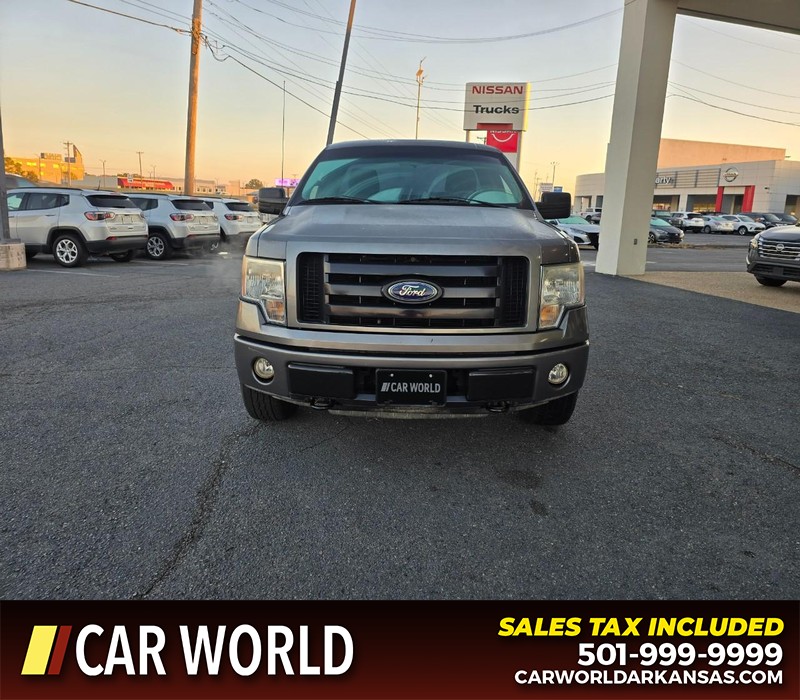 Ford F-150 Vehicle Full-screen Gallery Image 2