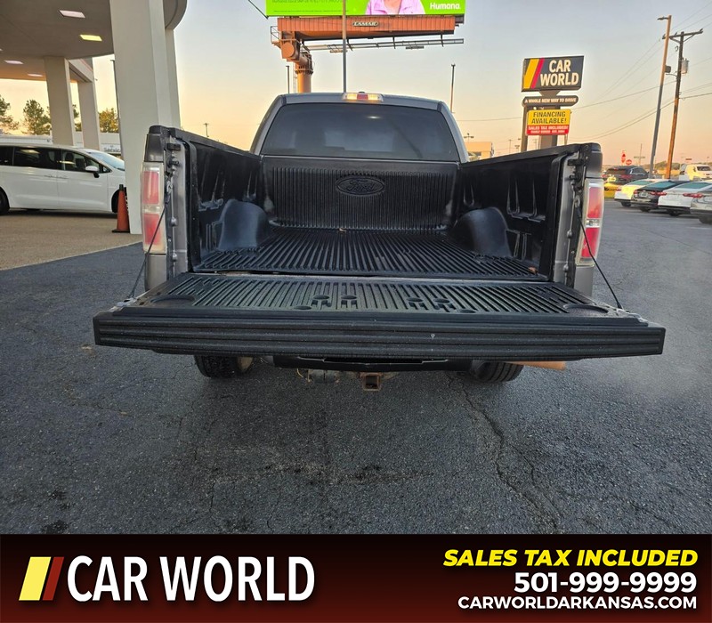 Ford F-150 Vehicle Full-screen Gallery Image 11