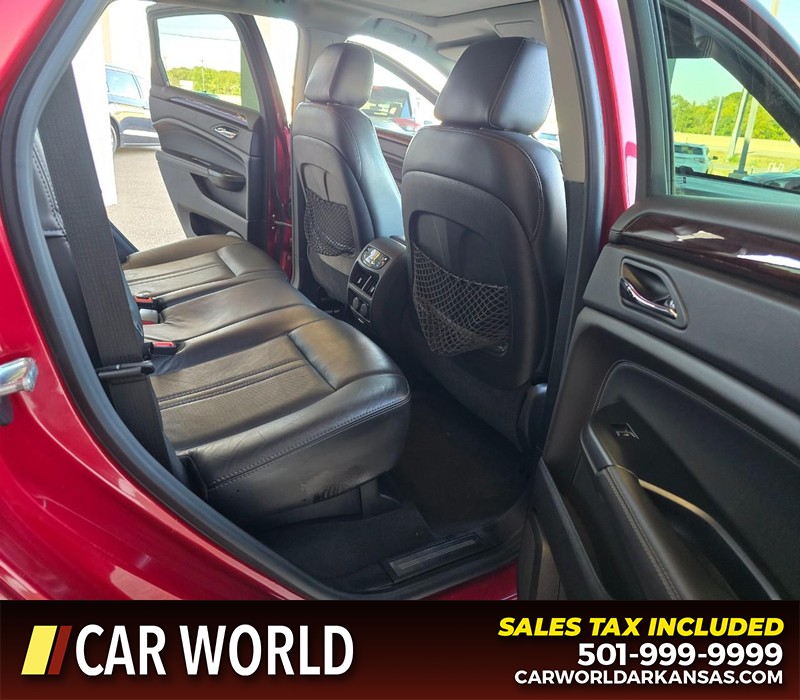 Cadillac SRX Vehicle Full-screen Gallery Image 12