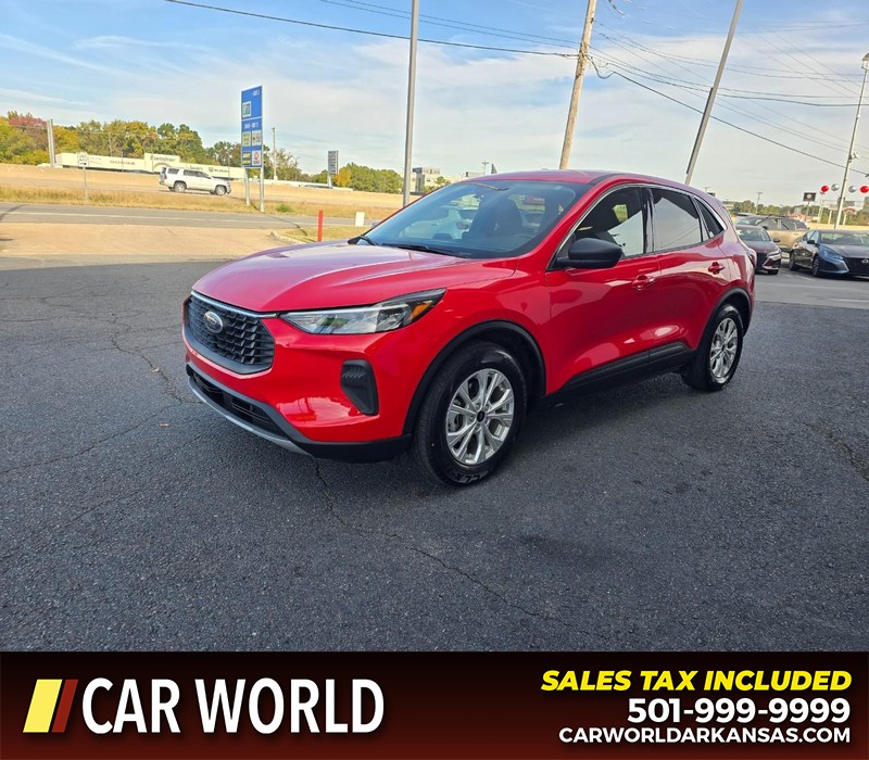 Ford Escape Vehicle Full-screen Gallery Image 3