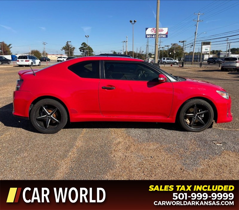 Scion tC Vehicle Full-screen Gallery Image 2