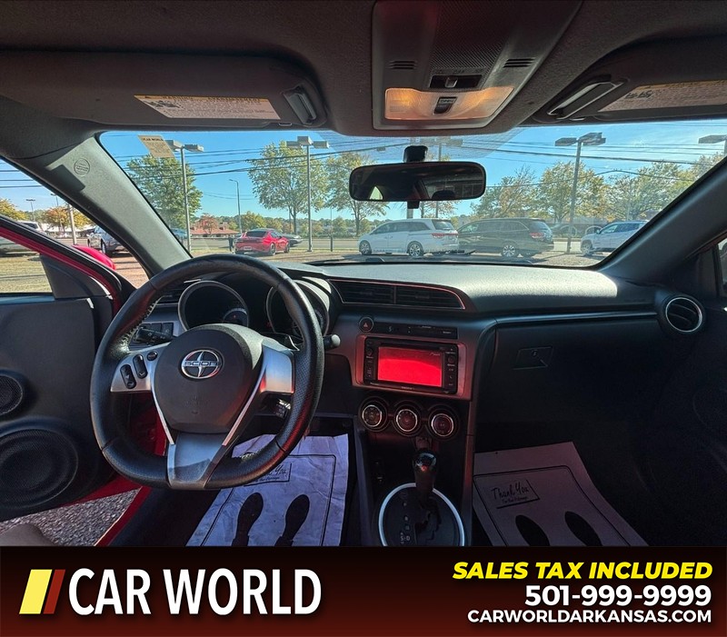 Scion tC Vehicle Full-screen Gallery Image 14