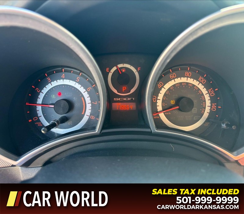 Scion tC Vehicle Full-screen Gallery Image 17