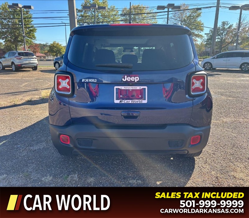 Jeep Renegade Vehicle Full-screen Gallery Image 4
