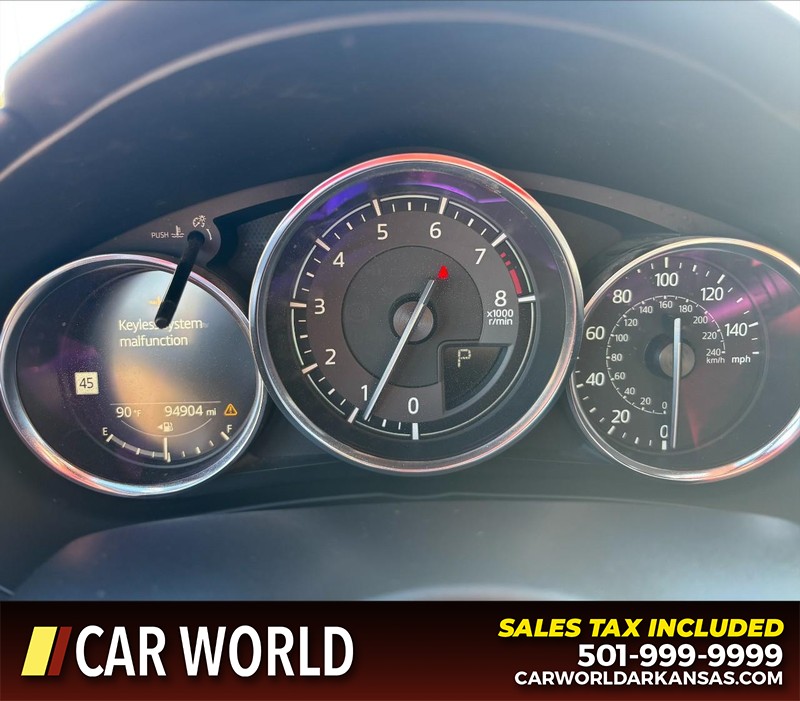 Mazda MX-5 Miata RF Vehicle Full-screen Gallery Image 16