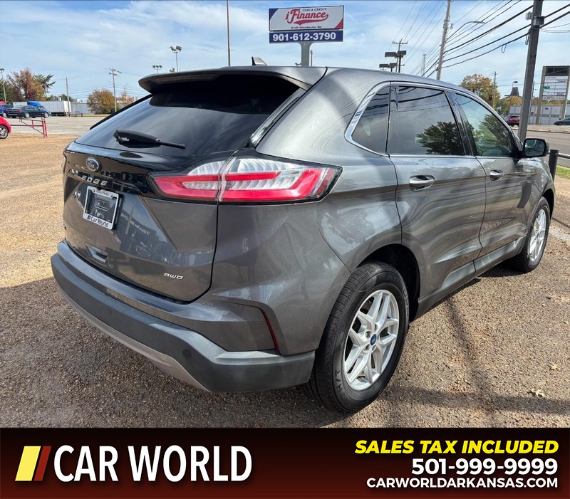 Ford Edge Vehicle Full-screen Gallery Image 3