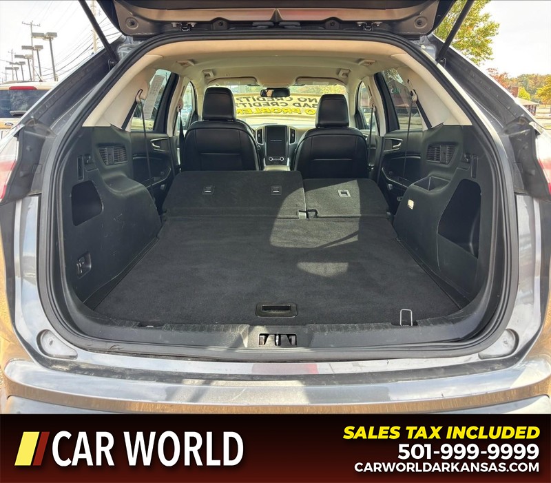 Ford Edge Vehicle Full-screen Gallery Image 6