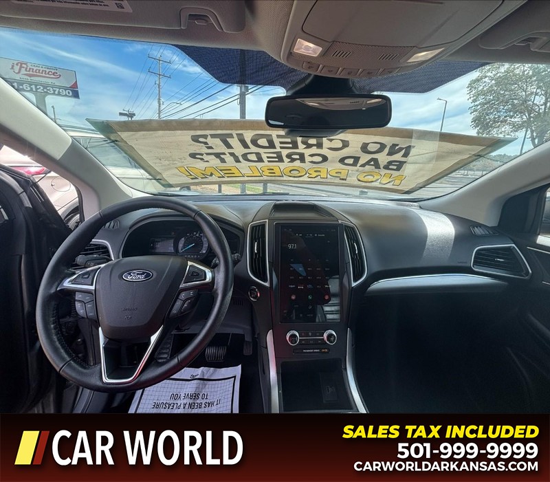 Ford Edge Vehicle Full-screen Gallery Image 16