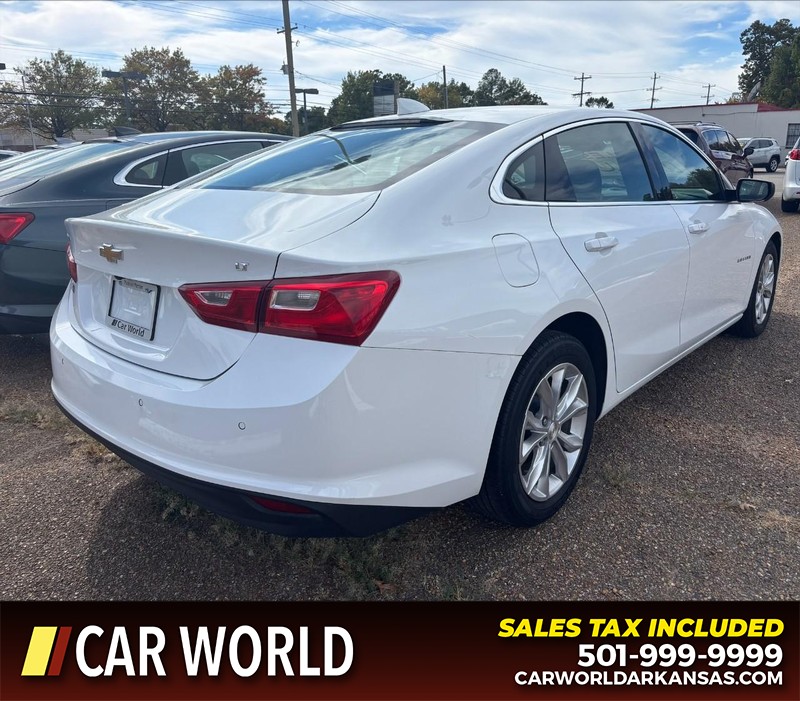 Chevrolet Malibu Vehicle Full-screen Gallery Image 3