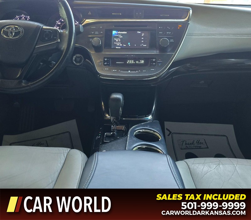 Toyota Avalon Vehicle Full-screen Gallery Image 17