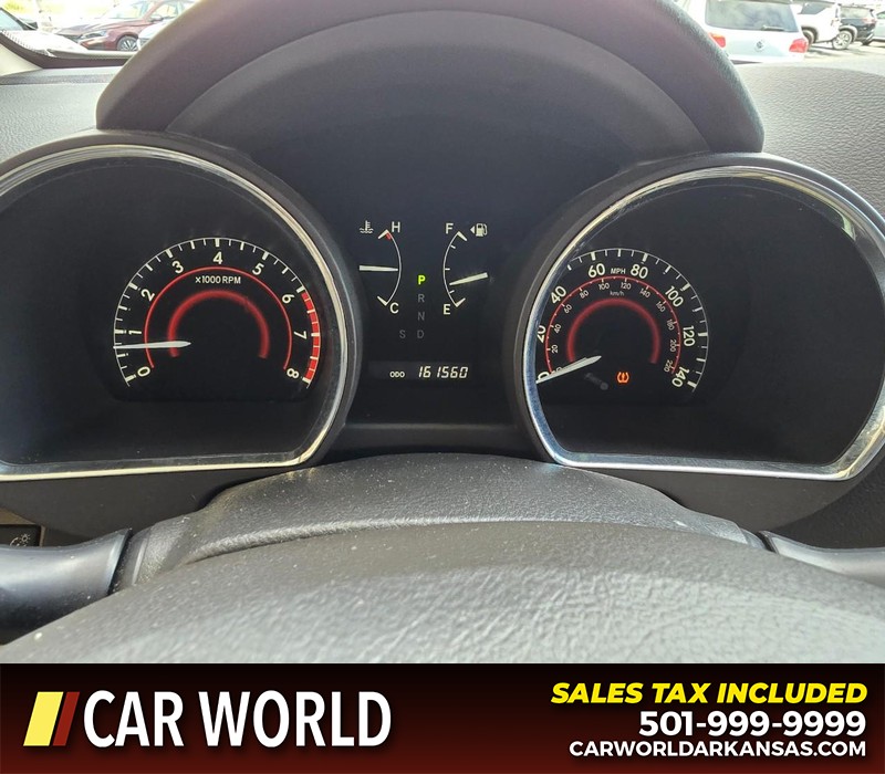 Toyota Highlander Vehicle Full-screen Gallery Image 20