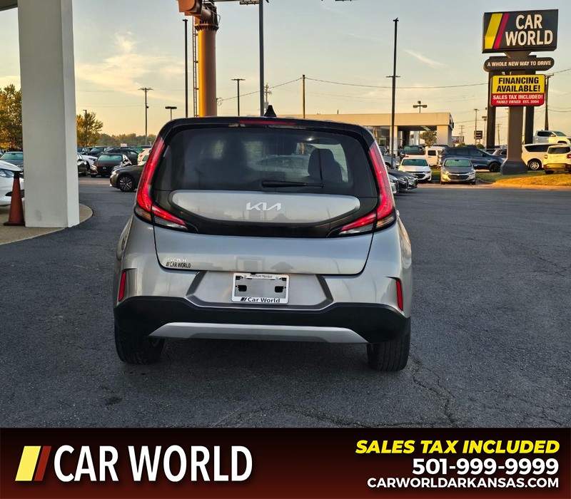 Kia Soul Vehicle Full-screen Gallery Image 5