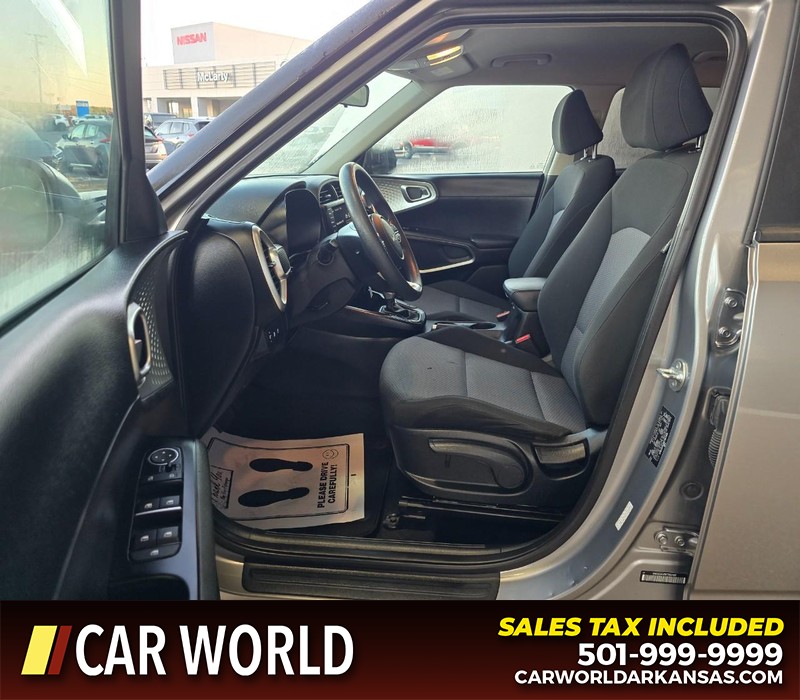 Kia Soul Vehicle Full-screen Gallery Image 8