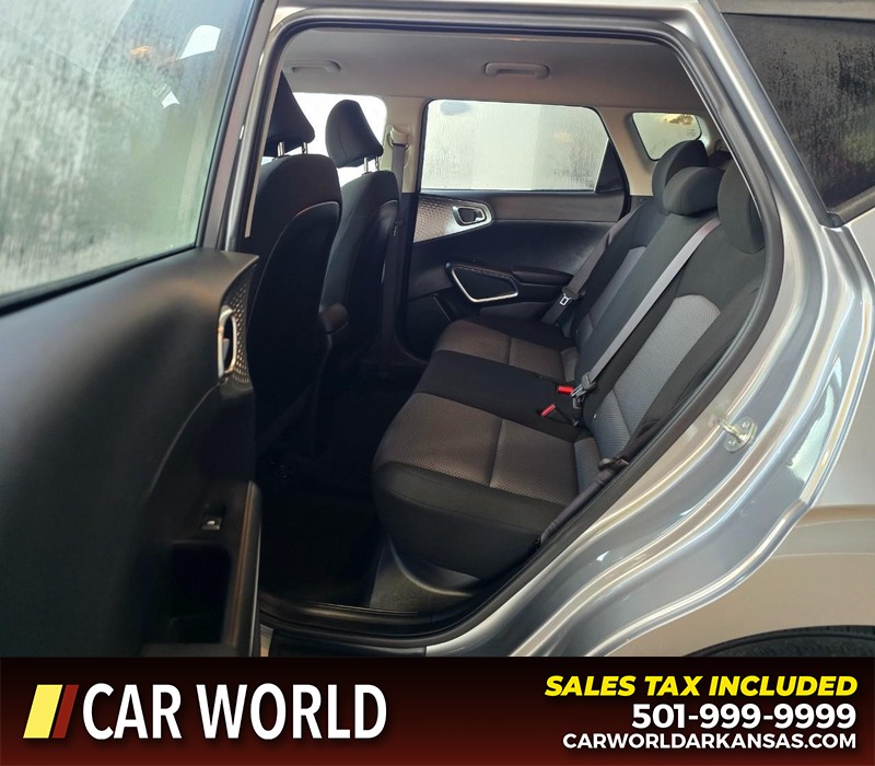Kia Soul Vehicle Full-screen Gallery Image 10