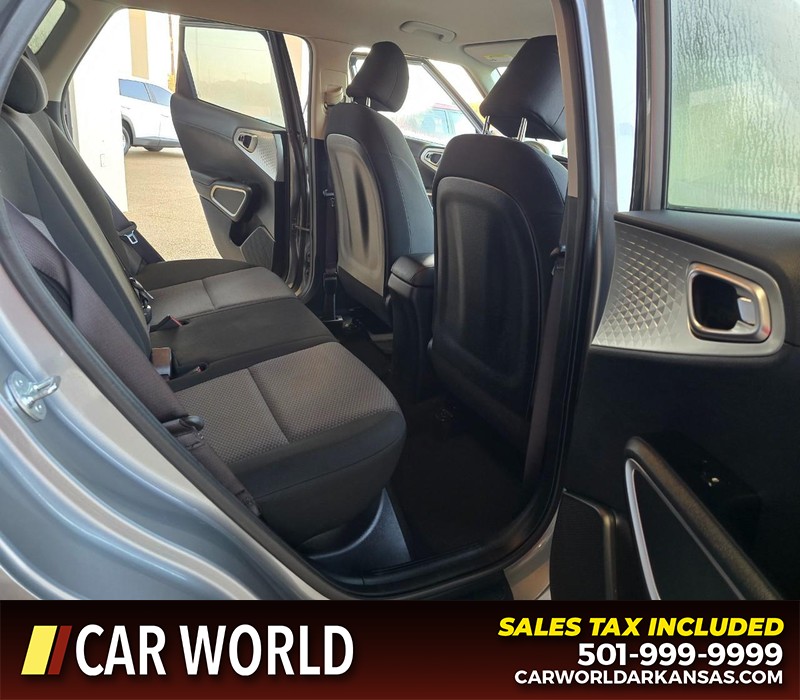 Kia Soul Vehicle Full-screen Gallery Image 12