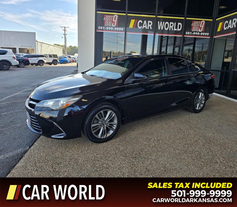 Toyota Camry Vehicle Full-screen Gallery Image 3