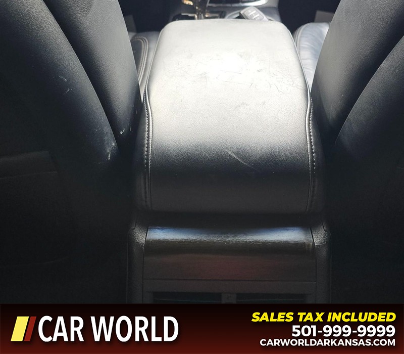 Toyota Avalon Vehicle Full-screen Gallery Image 20