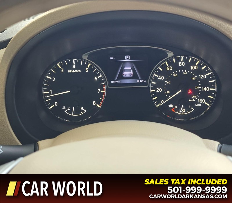 Nissan Altima Vehicle Full-screen Gallery Image 17