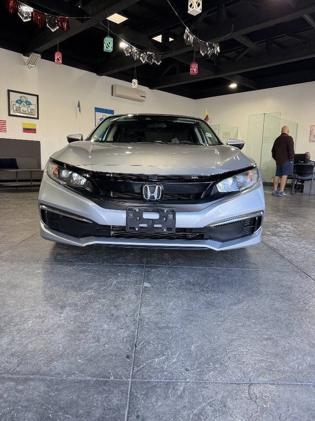 Honda Civic Sedan Vehicle Full-screen Gallery Image 05