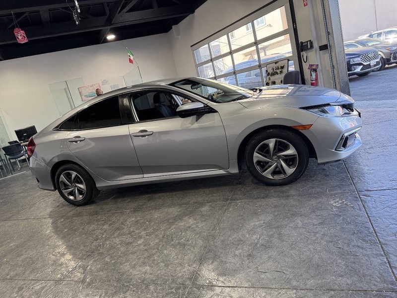 Honda Civic Sedan Vehicle Full-screen Gallery Image 49