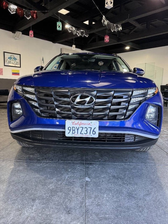 Hyundai Tucson Vehicle Full-screen Gallery Image 04