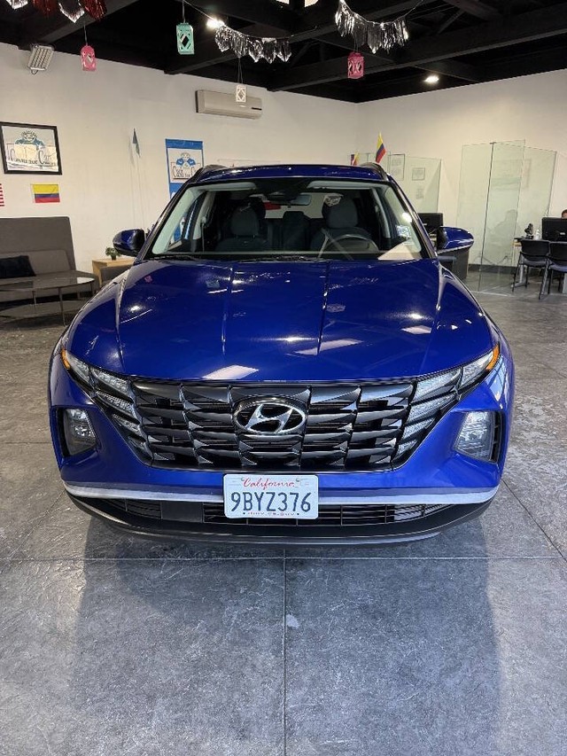 Hyundai Tucson Vehicle Full-screen Gallery Image 05