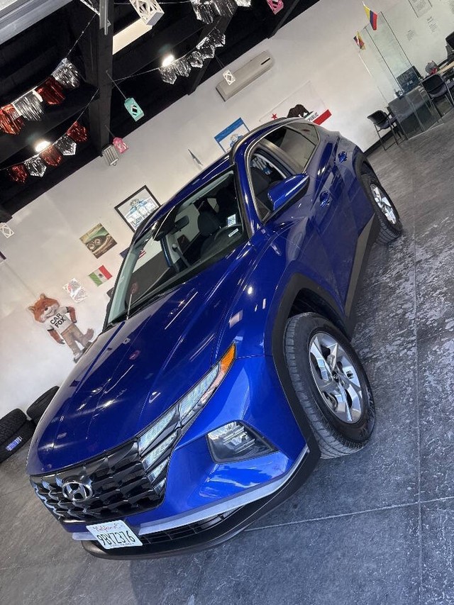 Hyundai Tucson Vehicle Full-screen Gallery Image 10