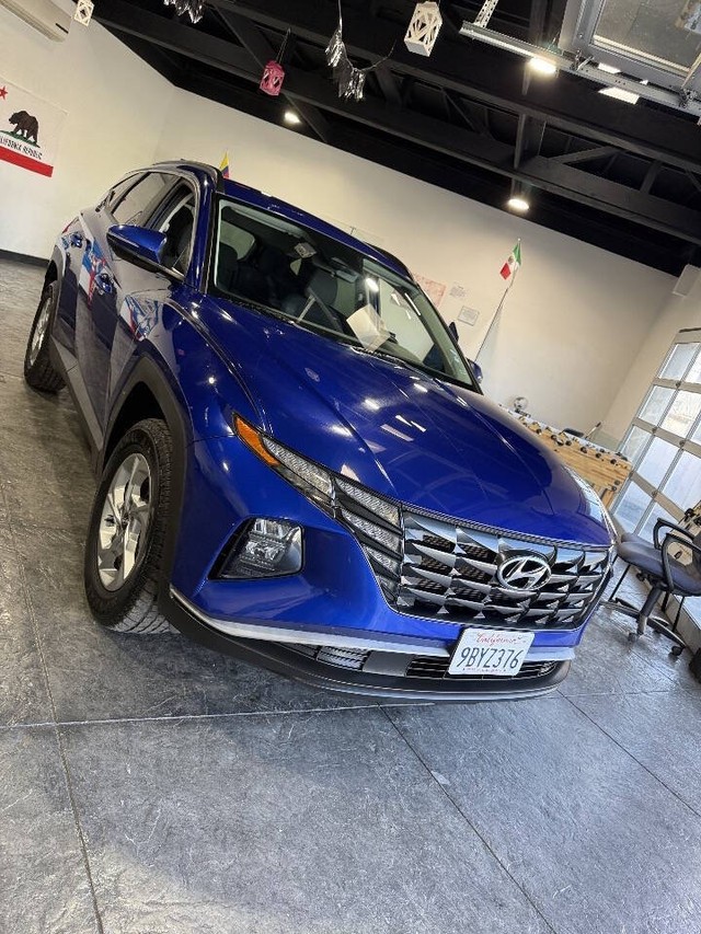 Hyundai Tucson Vehicle Full-screen Gallery Image 36