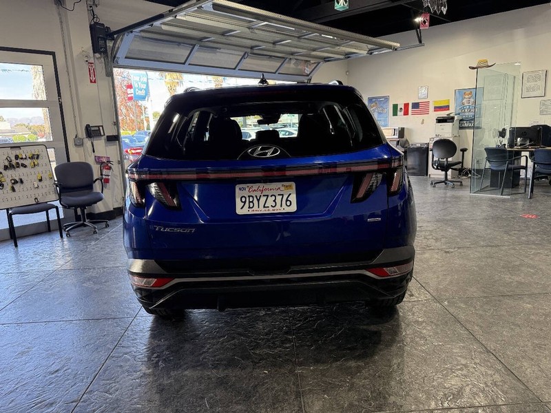 Hyundai Tucson Vehicle Full-screen Gallery Image 21