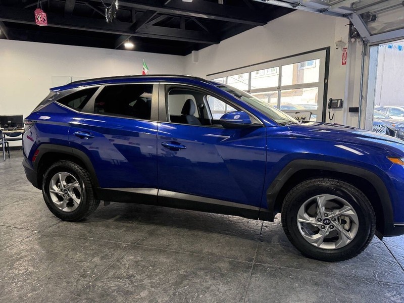 Hyundai Tucson Vehicle Full-screen Gallery Image 27