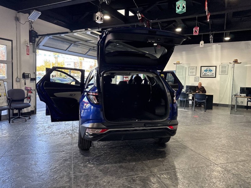 Hyundai Tucson Vehicle Full-screen Gallery Image 50