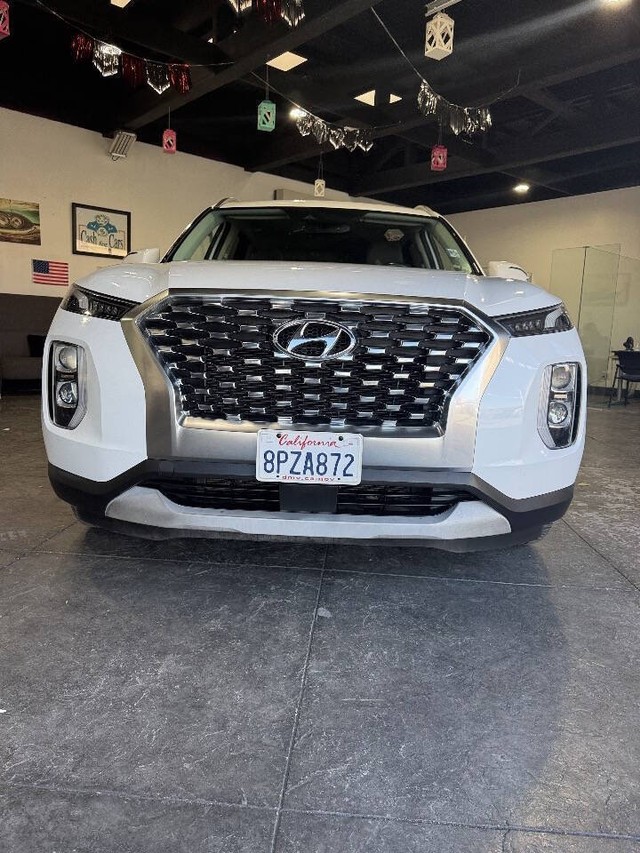 Hyundai Palisade Vehicle Full-screen Gallery Image 03