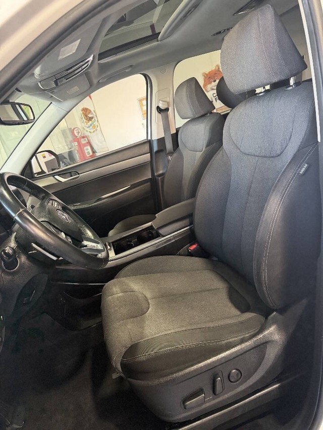 Hyundai Palisade Vehicle Full-screen Gallery Image 49